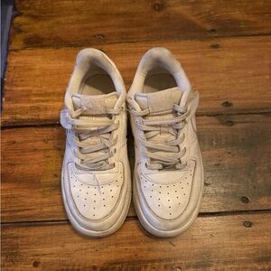 Nike Kids Cream Sneakers